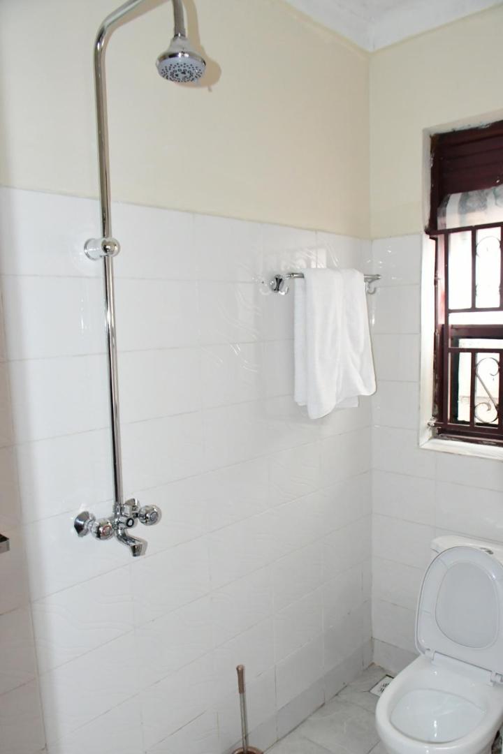 Golden Cherries Guest House Jinja Luaran gambar