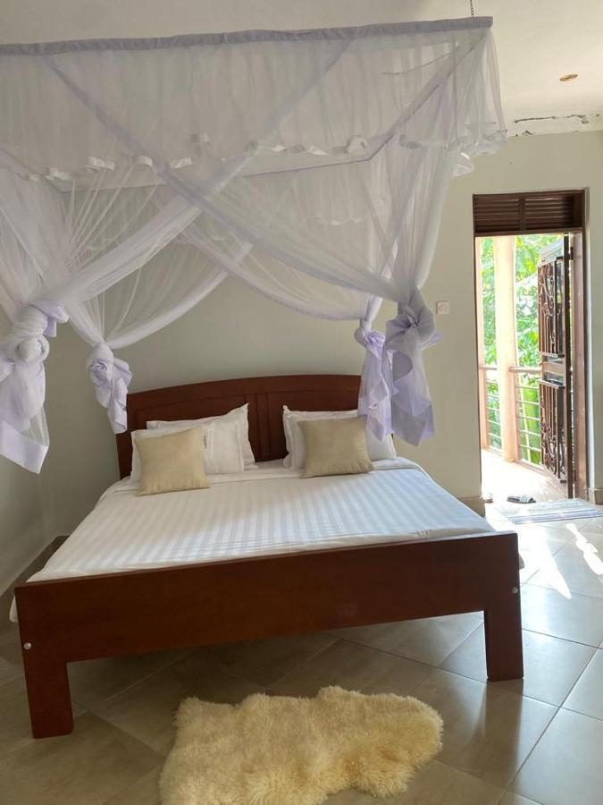 Golden Cherries Guest House Jinja Luaran gambar