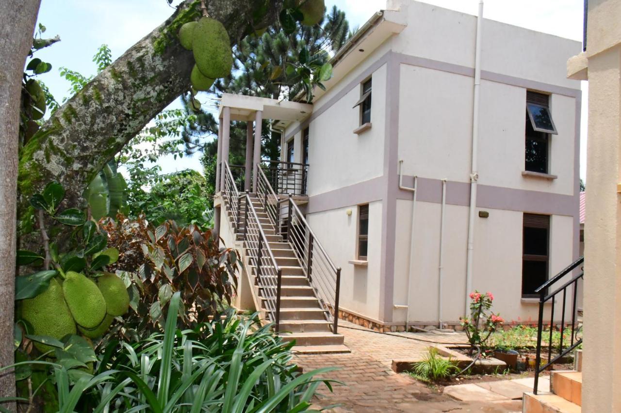 Golden Cherries Guest House Jinja Luaran gambar