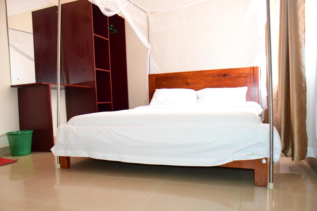 Golden Cherries Guest House Jinja Luaran gambar