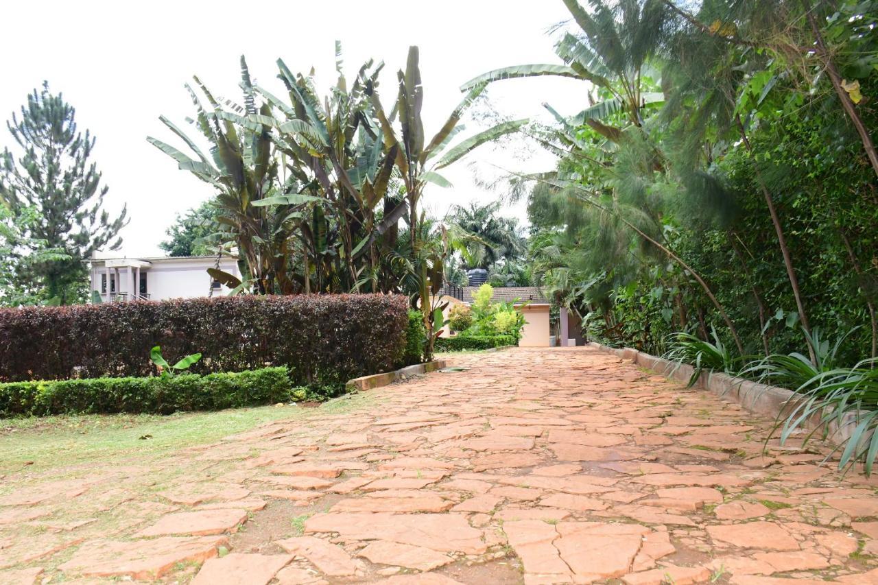 Golden Cherries Guest House Jinja Luaran gambar