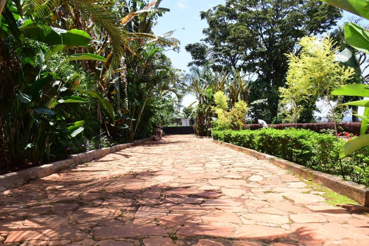 Golden Cherries Guest House Jinja Luaran gambar