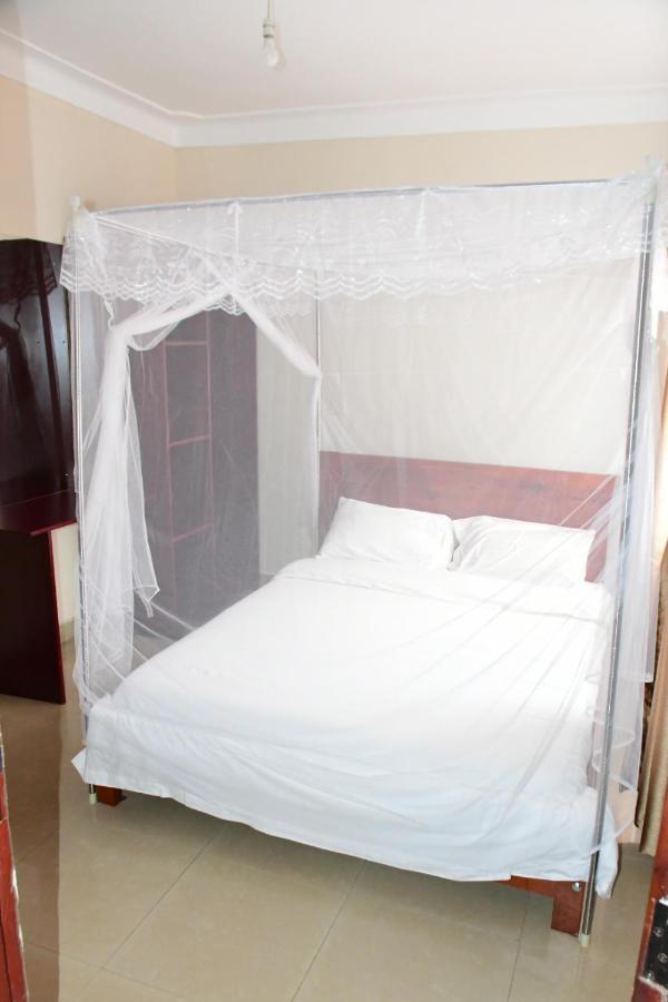 Golden Cherries Guest House Jinja Luaran gambar