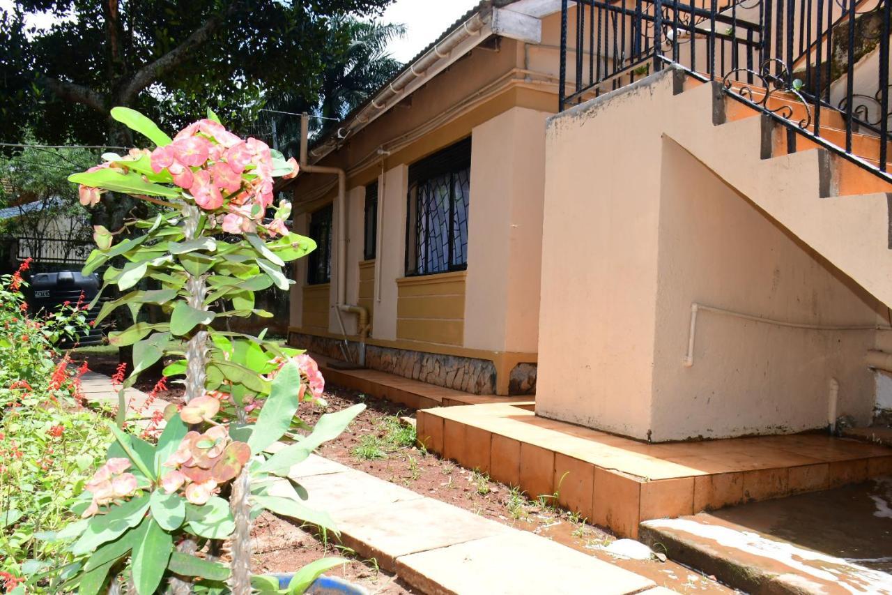 Golden Cherries Guest House Jinja Luaran gambar